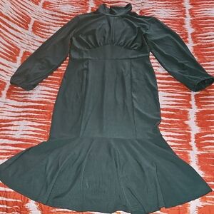 Elegant Green Women's Dress